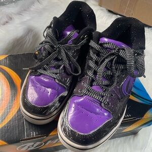 Heelys shoes with wheels Purple and Black